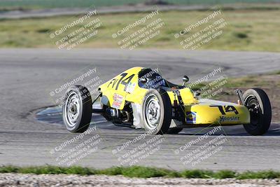 media/Mar-17-2024-CalClub SCCA (Sun) [[2f3b858f88]]/Group 4/Qualifying/